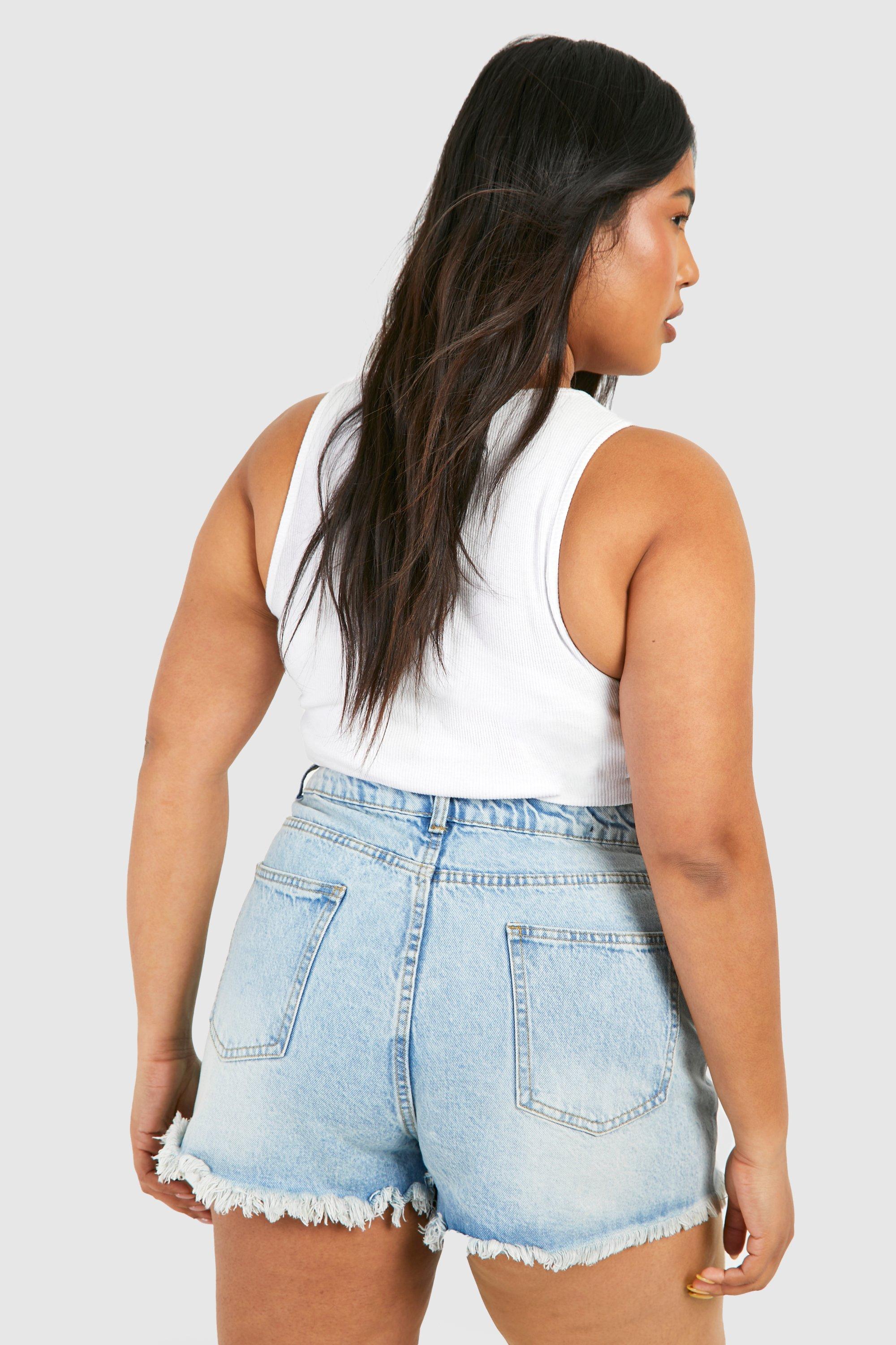 Plus Distressed Denim Mom Short boohoo